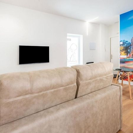 1 Bedroom 1 Bathroom Furnished - Salamanca - Modern - Mintystay Madrid Kültér fotó