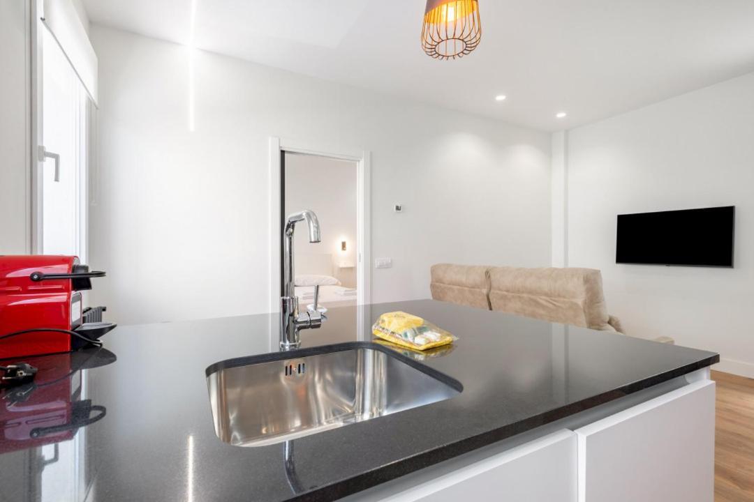 1 Bedroom 1 Bathroom Furnished - Salamanca - Modern - Mintystay Madrid Kültér fotó