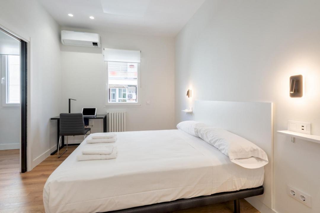 1 Bedroom 1 Bathroom Furnished - Salamanca - Modern - Mintystay Madrid Kültér fotó